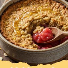 Classic Rhubarb Crumble